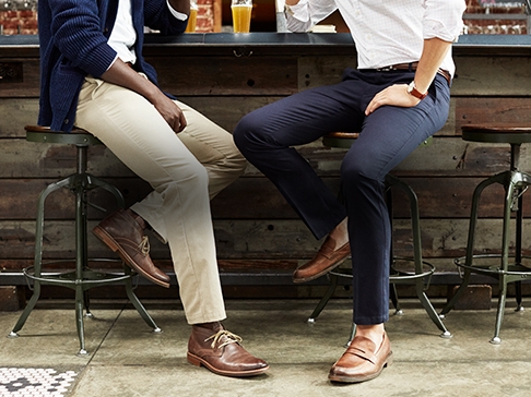 Khakis, Men's Clothing, Shoes & Accessories | Dockers®